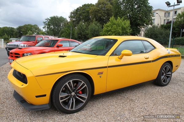 S7-Photos-du-jour-Dodge-Challenger-SRT8-Cars-and-Coffee-Paris-268277