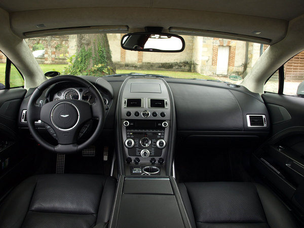 Aston Martin Rapide