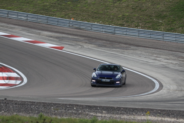 Nissan Gt-r