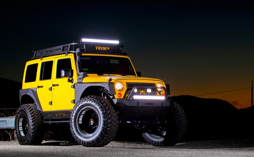 http://images.caradisiac.com/images/0/2/5/2/100252/S0-Rolling-Big-Power-transforme-la-Jeep-Wrangler-en-bigfoot-343336.jpg