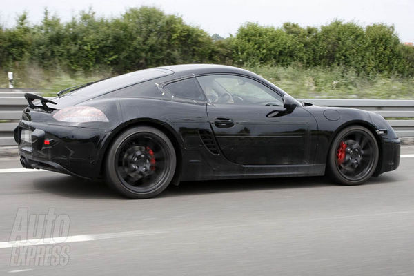 http://images.caradisiac.com/images/0/3/0/5/70305/S7-Le-futur-Porsche-Cayman-surpris-de-plus-pres-mais-toujours-camoufle-230128.jpg