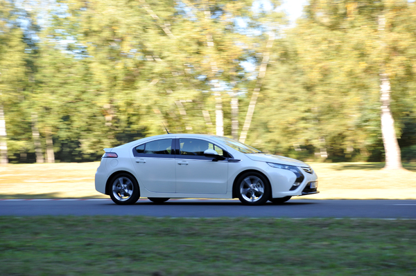 Opel Ampera