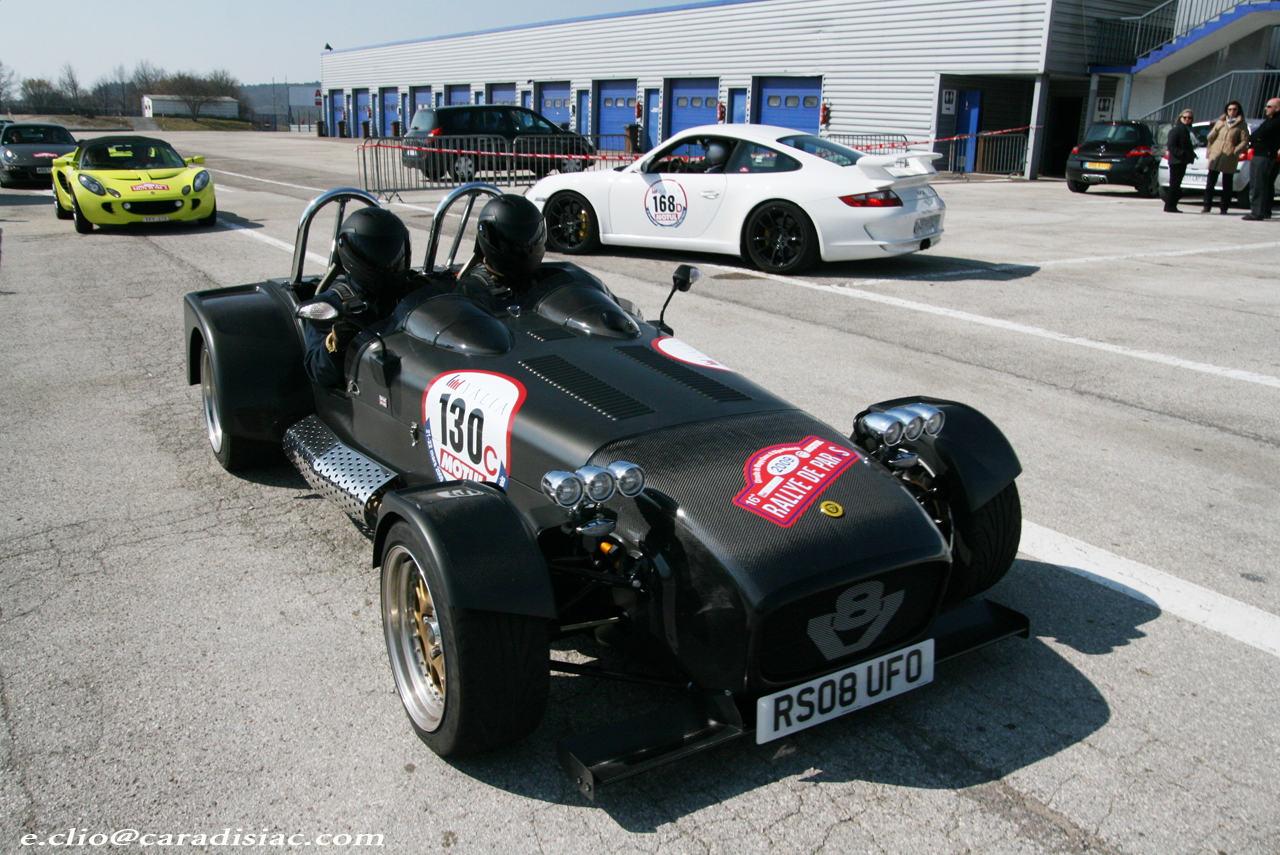 S0-Photos-du-jour-Catheram-Levante-RST-V8-Supercharged-126209.jpg