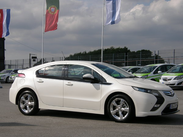 Opel Ampera Concept