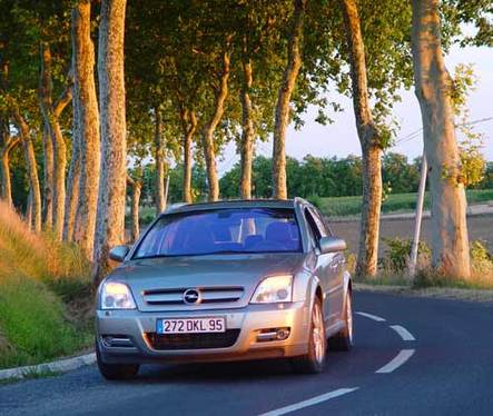 Opel Signum : le bon créneau ? 