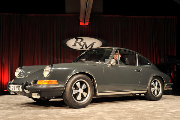 http://images.caradisiac.com/images/1/5/5/6/71556/S7-La-Porsche-911S-de-1970-de-Steve-McQueen-s-est-vendue-1-25-millions-de-dollars-234512.jpg