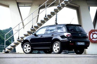 Mitsubishi Outlander 2.0 Turbo : sport et… Outlander 