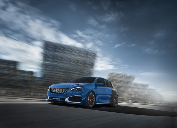 http://images.caradisiac.com/images/2/1/3/7/102137/S7-Salon-de-Shanghai-2015-Peugeot-presente-la-308-R-Hybrid-4-350937.jpg