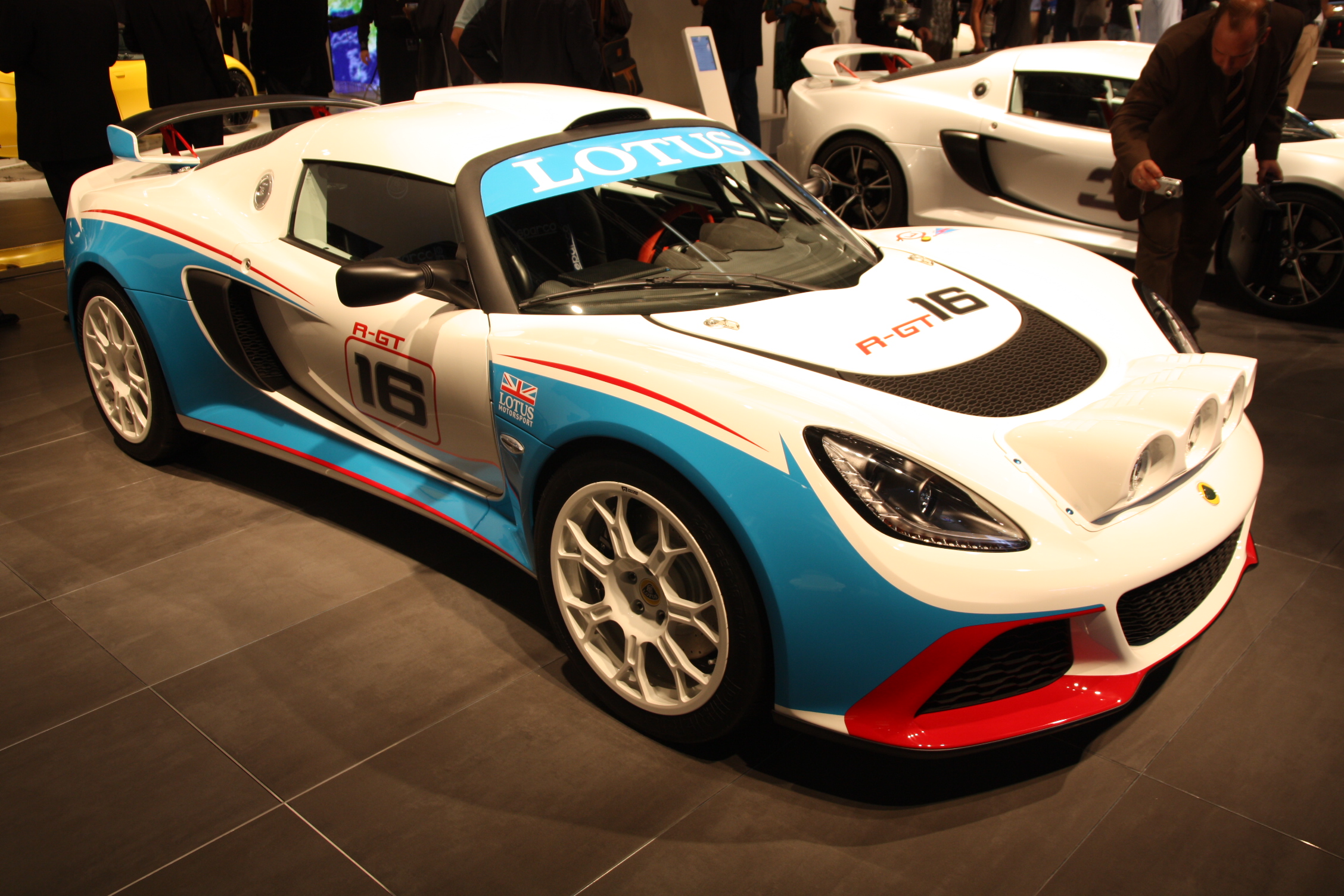http://images.caradisiac.com/images/2/4/4/1/72441/S0-En-direct-de-Francfort-Lotus-Exige-R-GT-la-bete-de-circuit-se-convertit-au-rallye-237487.jpg