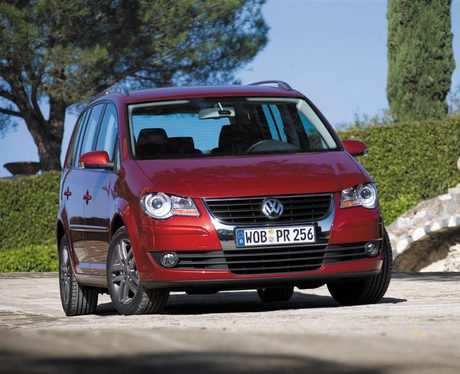 Volkswagen Touran restylé : légèrement mieux