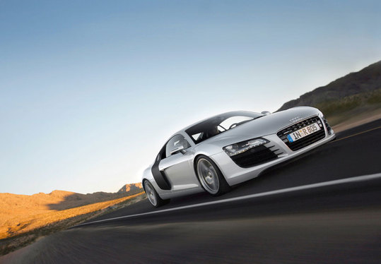 Audi R8 : Des R du Mans