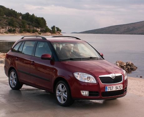 Skoda Fabia II Combi : Entre 207 SW et Clio Estate