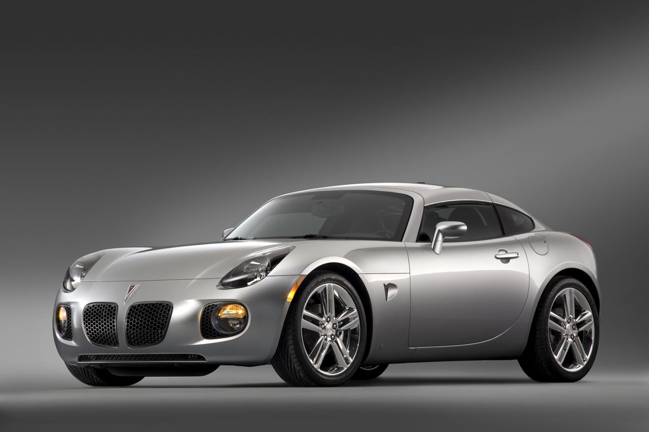 S0-New-York-2008-Pontiac-Solstice-Coupe-le-souffle-99845.jpg