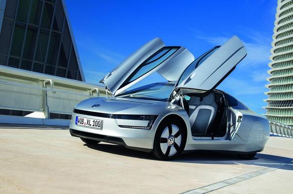 S7-Salon-de-Geneve-2013-La-revolutionnaire-Volkswagen-XL1-y-sera-286228.jpg