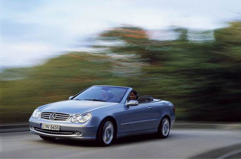 Mercedes CLK   Cabriolet 200 K Elégance :   délicieusement classique 