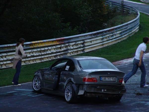 http://images.caradisiac.com/images/5/3/1/1/15311/S7-Le-Nurburgring-fait-une-nouvelle-victime-69065.jpg