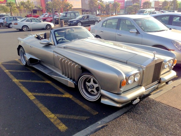 http://images.caradisiac.com/images/5/7/5/6/85756/S7-Saucisse-du-vendredi-Mazda-MX5-so-british-290195.jpg