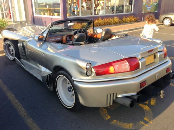 http://images.caradisiac.com/images/5/7/5/6/85756/S7-Saucisse-du-vendredi-Mazda-MX5-so-british-290198.jpg