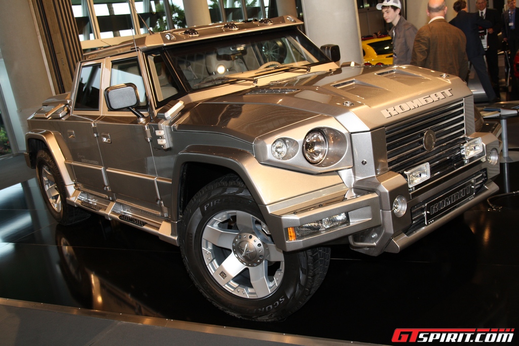 S0-Reveil-Auto-Dartz-Prombron-Monaco-Red-Diamond-Edition-un-interieur-en-cuir-de-penis-de-baleine-Vraiment-146762.jpg