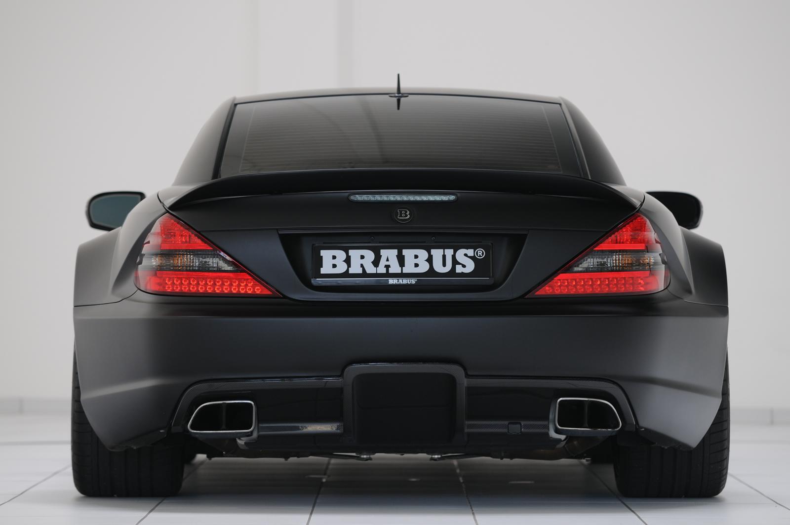 http://images.caradisiac.com/images/6/6/7/5/56675/S0-Brabus-T65-RS-quand-une-Black-Series-ne-suffit-pas-180745.jpg
