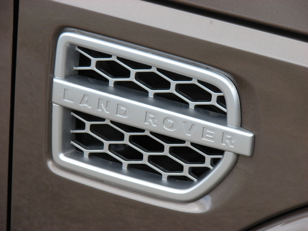 Land Rover Discovery 4