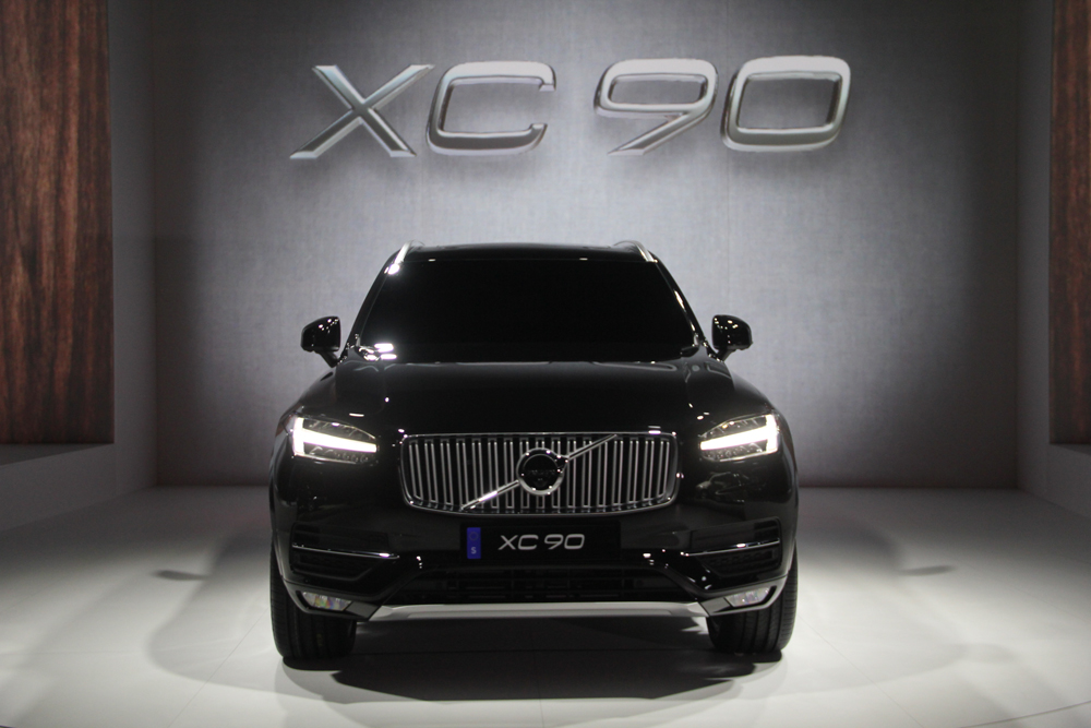 S0-En-avant-premiere-nos-photos-de-la-presentation-du-nouveau-Volvo-XC90-329039.jpg