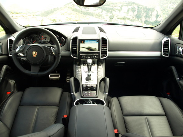 Porsche Cayenne 2