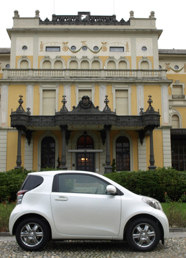 Essai Toyota iQ : le cube à bobos