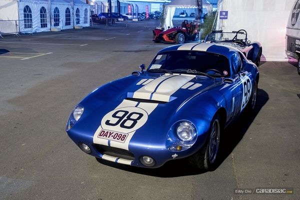 http://images.caradisiac.com/images/8/2/2/6/108226/S7-photos-du-jour-shelby-cobra-daytona-csx-9000-exclusive-drive-378890.jpg