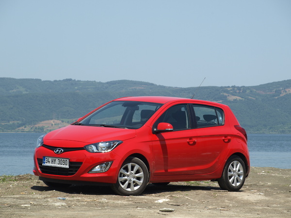 Hyundai I20