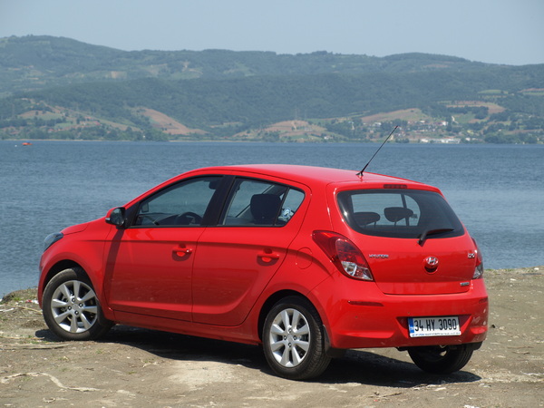 Hyundai I20