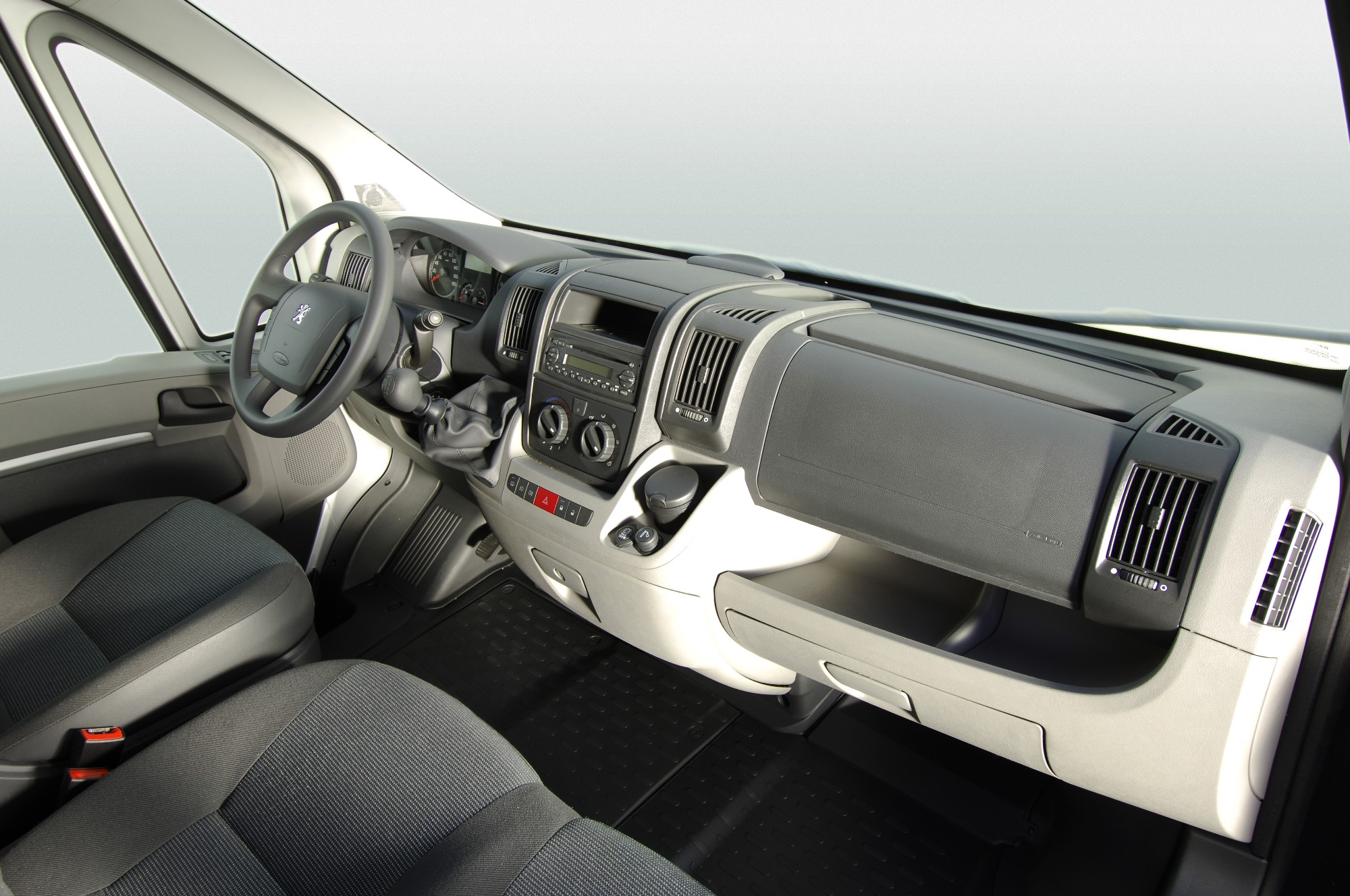 VUL Peugeot Boxer la fiche technique