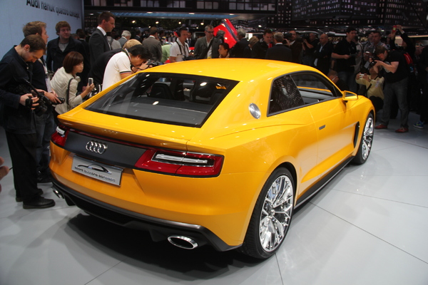 S7-En-direct-du-salon-de-Francfort-2013-Audi-Sport-Quattro-concept-remplacante-de-la-RS5-302125.jpg