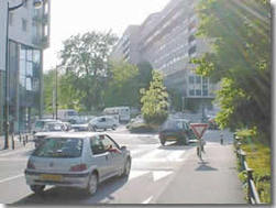 Quand la sécurité routière vous envoie   dans le décor 