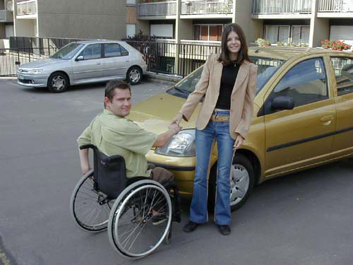 vehicule transport handicape