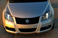 Nouvelle Suzuki Kizashi en photos et vidéo