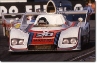 PORSCHE 936-1977 : Sauvée par le gong