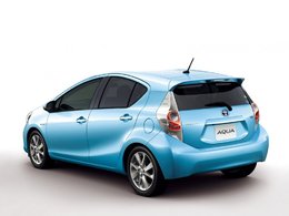 Tokyo-2011-nouvelle-Toyota-Aqua-c-est-la-Prius-C-74141.jpg