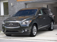 Los Angeles 2011 : Infiniti JX de série