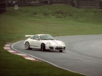 Fifth Gear : Tiff Needell pousse la Porsche 911 GT3 RS 4,0l jusqu'à la limite