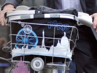 La Mairie de Paris lance les accessoires officiels du Vélib' 