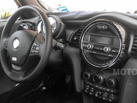 L'intérieur de la nouvelle Mini surpris en photos