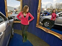L'ustensile débile : le miroir aux silhouettes (automobiles)