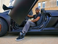 Découvrez le garage du rappeur B.o.B 