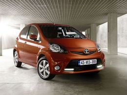 Restyling-au-tour-de-la-Toyota-Aygo-75240.jpg