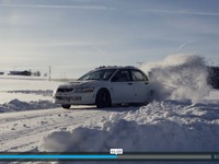 La recette du bonheur : des routes enneigées désertes et une Mitsubishi Lancer Evo 7