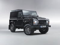 Le Land Rover Defender LXV célèbre les 65 ans de la marque