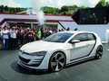 Volkswagen Golf Design Vision GTI et GTI Cabriolet Austria