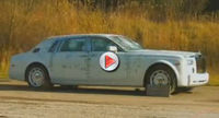 [Vidéo] Tirs à la mitraillette et à l’explosif sur une Rolls-Royce Phantom