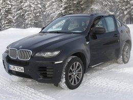 BMW-X6-restyle-face-avant-affinee-et-moteur-6-cylindres-tri-turbo-75560.jpg